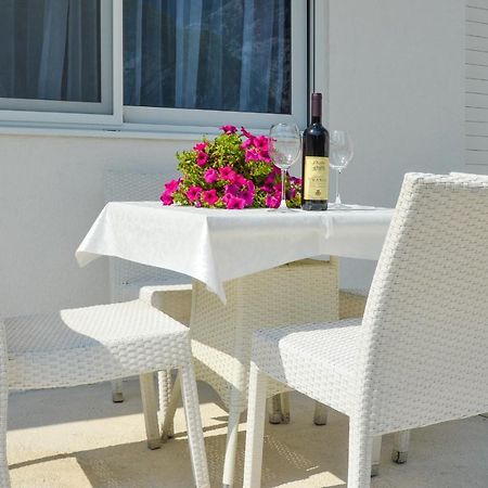 Seafront Apartment Vujovic Prčanj Exterior foto