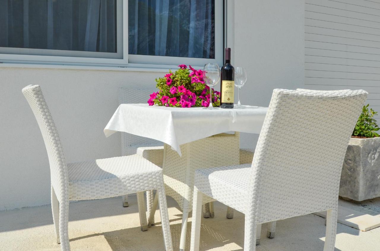 Seafront Apartment Vujovic Prčanj Exterior foto
