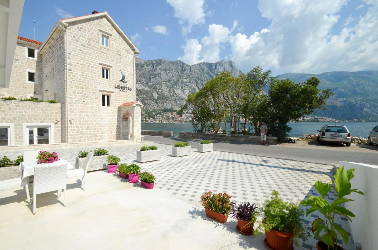 Seafront Apartment Vujovic Prčanj Exterior foto